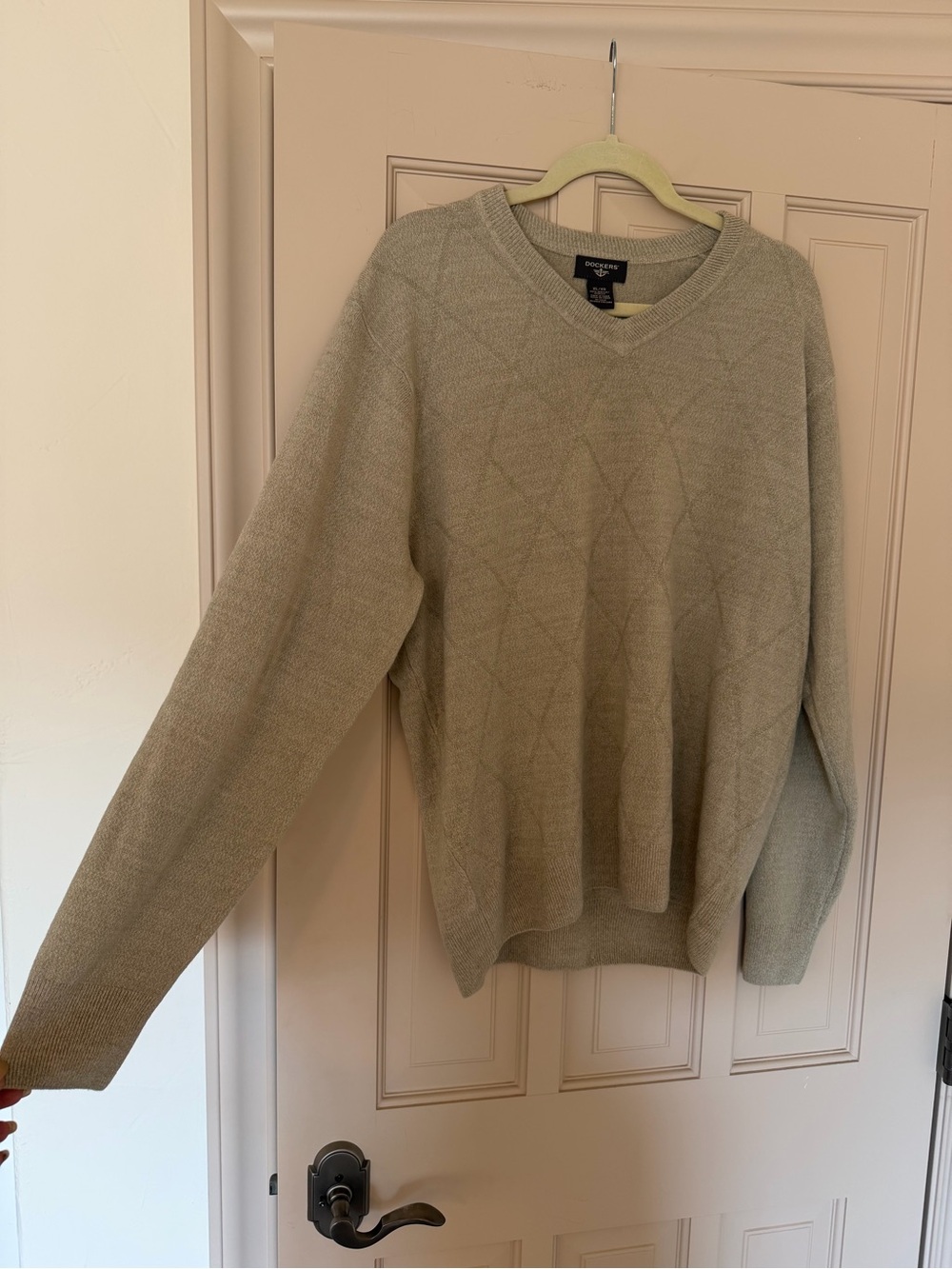 Dockers Men's V-Neck Diamond Knit Sweater - Tan - Lightweight